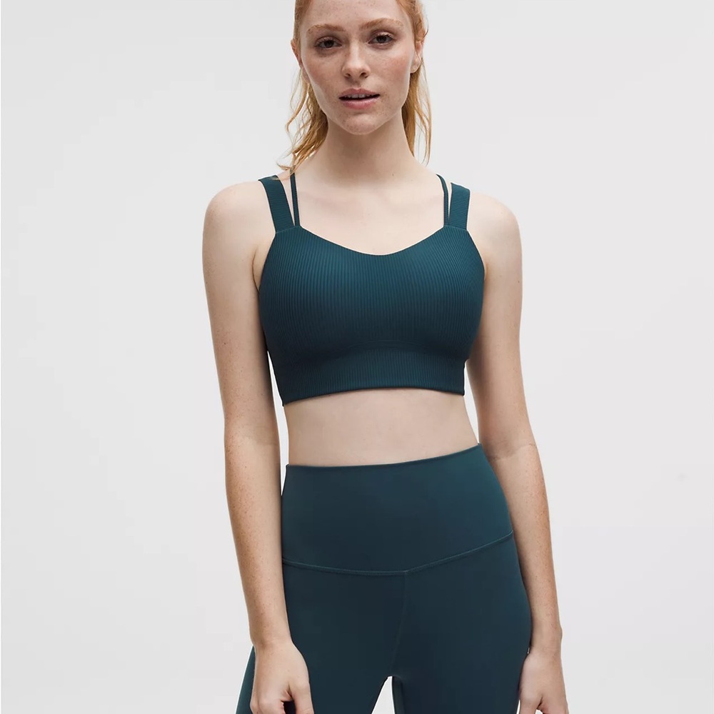 Lululemon Like a Cloud Ribbed Longline Bra
Light Support, D/DD Cup